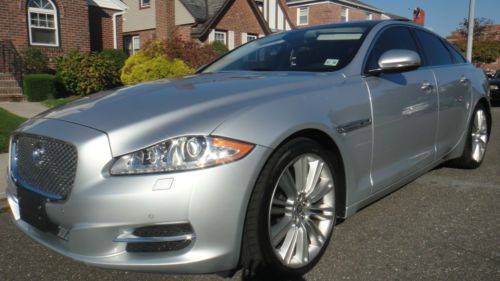 2011 jaguar xj. rhodium brilliant silver. looks truly amazing!! 14k.