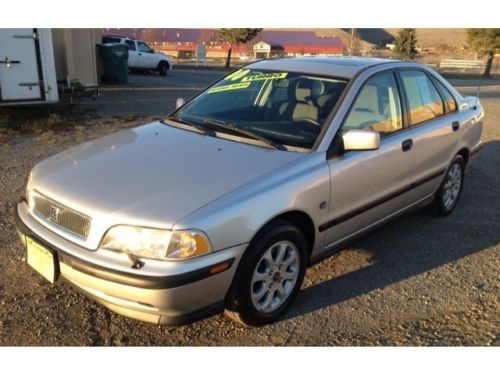 2000 volvo s40 automatic 4-door sedan