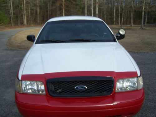 2003 ford crown victoria police interceptor