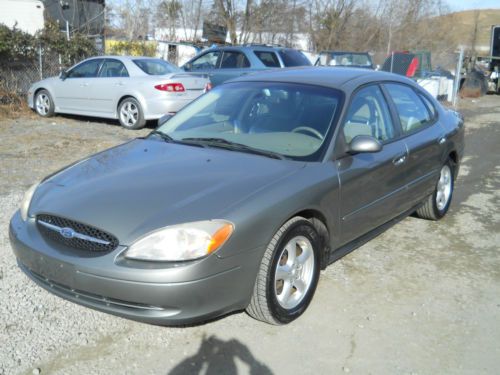 Sell Used 2003 Ford Taurus Ses 30 V 6 4dr Sedan Automatic Nice Car