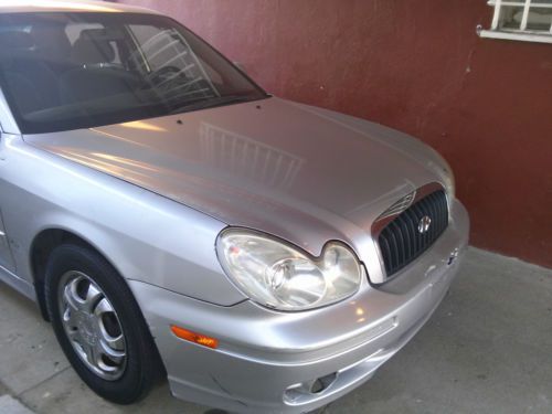 2002 hyundai sonata base sedan 4-door 2.4l