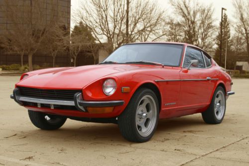 Orange 1972 datsun 240z