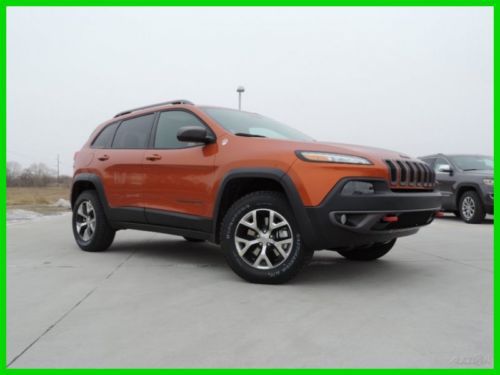 2014 trailhawk new 3.2l v6 24v automatic suv premium