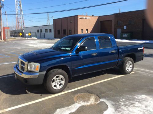 2005 dodge dakota slt crew cab pickup 4-door 3.7l