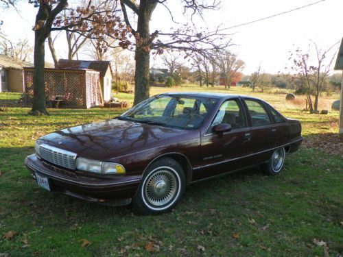 1992 chevy caprice classic, 2nd owner.!!