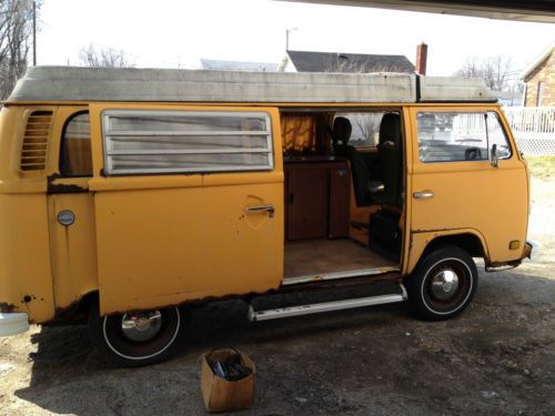 1977 volkswagon westfalia campervan vanagon awesome interior 93,000 miles