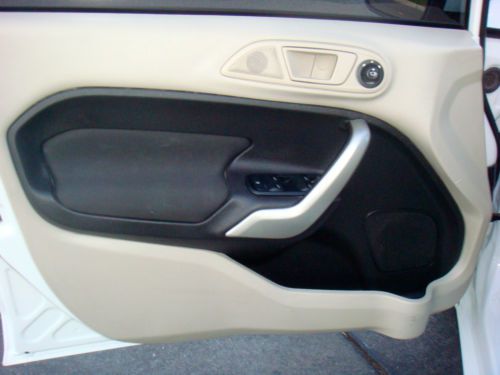 2013 Ford Fiesta 4 Door 1 Owner, US $9,900.00, image 17