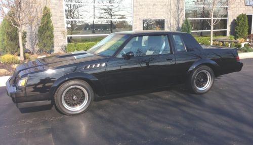 1987 buick gnx coupe