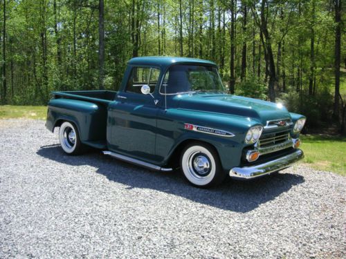 1959 chevrolet other pickups.  apache 3100, short wheel base restomod.