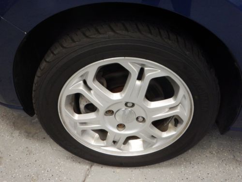 2008 Ford Focus SES Sedan 4-Door 2.0L, image 23