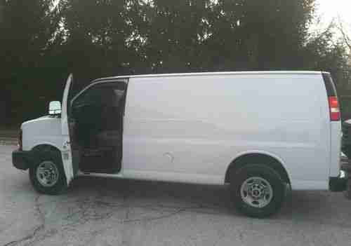 2008 GMC Savana 2500 Base Standard Cargo Van 3-Door 4.8L, US $7,900.00, image 5