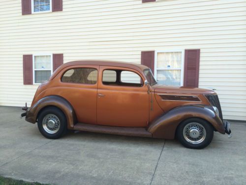 1937 ford hump back classic car street rod