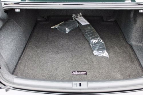 SE w/Sunroof CD 4-Wheel Disc Brakes 6-Speed A/T A/C ABS Aluminum Wheels, image 5