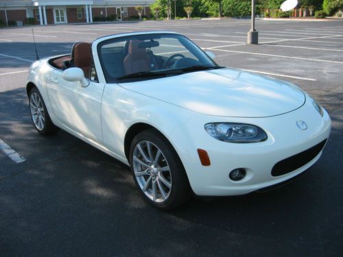 2008 mazda mx-5 miata grand touring convertible 2-door 2.0l