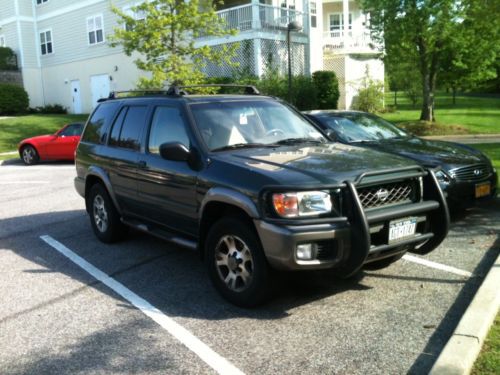 2001 nissan pathfinder se sport utility 4-door 3.5l needs work. suv .