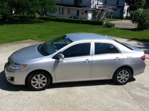 2009 toyota corolla le sedan 4-door 1.8l