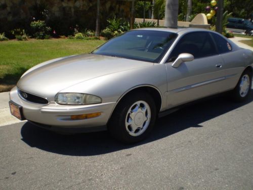 1996 buick riviera one owner in great condition no reserve auction make an offer