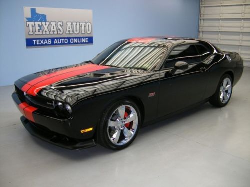 We finance!!!  2012 dodge challenger srt-8 392 hemi 470 hp nav 15k mi texas auto