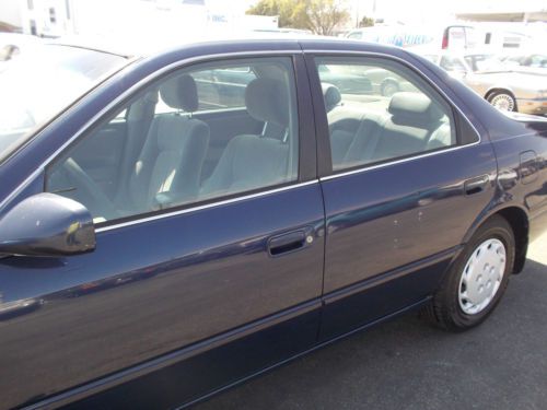 1998 Toyota Camry, NO RESERVE, image 7