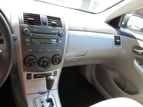 2011 Toyota Corolla LE Sedan 4-Door 1.8L, US $11,999.00, image 8