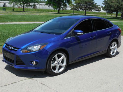 2012 ford focus titanium sedan 4-door 2.0l/no reserve/navi/sensors/18&#039;s/sony