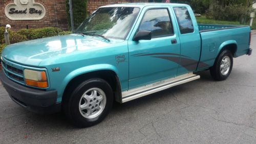 1995 dodge dakota sport extended cab pickup 2-door 3.9l