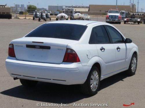 2005 Ford Focus SE 4-Door Sedan L4 2.0L Automatic Cold A/C CD bidadoo, image 3