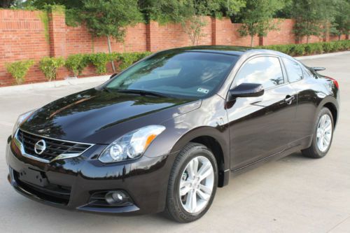 2013 nissan altima 2.5 s coupe - only 1800 miles bluetooth alloys  free shipping