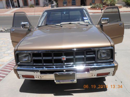 1986 isuzu p&#039;up gasoline 4 cyl with 5 speed transmission