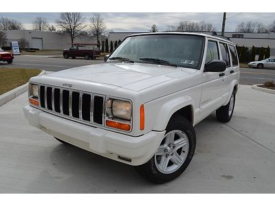 2000 jeep cherokee limited ,leather ,  clean carfax no accidents, low reserve