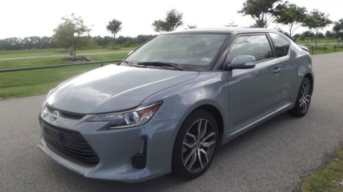 2014 scion tc coupe only 751 miles. pano roof spoiler alloys - free shipping