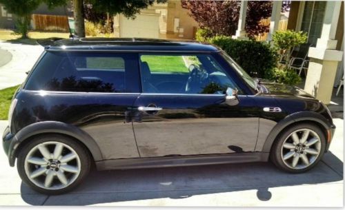 2005 black mini cooper s car, supercharge, 6 speed manual obo or best offer