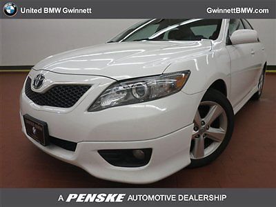 4dr sdn i4 auto xle low miles sedan automatic gasoline 2.5l 4 cyl engine white