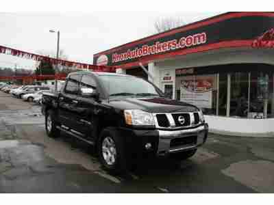 5.6L CD 4WD Crew Cab SE Power/Leather Seat Adj. Pedal Slide Back Window, image 2