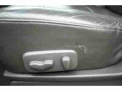 5.6L CD 4WD Crew Cab SE Power/Leather Seat Adj. Pedal Slide Back Window, image 18