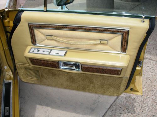 1976 Lincoln Continental Hardtop 4-Door 7.5L, image 22