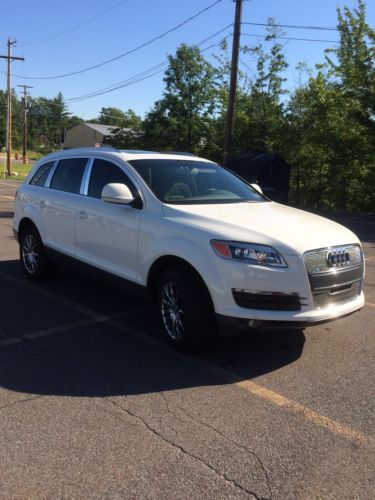 Audi q7 4x4 - very low miles - one owner suv since new