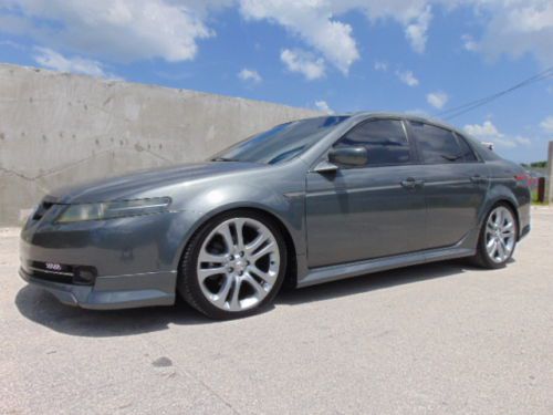 *mega deal* 2004 acura tl - lots of upgrades - not a ding - not a scratch -