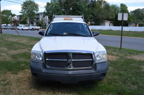 2005 dodge dakota st club cab pickup 2-door 3.7l