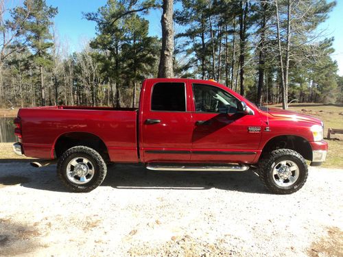 Low mile 2007 ram 5.9 cummins 4x4 2500 slt crew cab, power seat, turnover ball