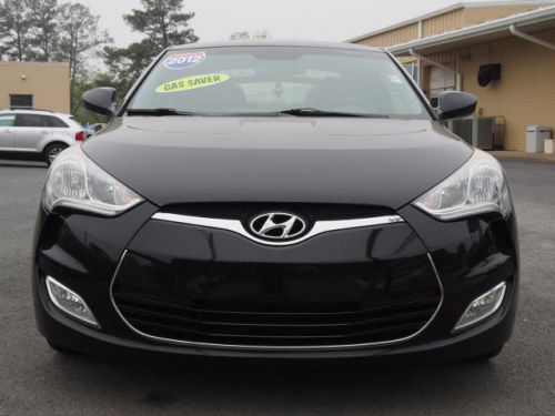 2012 hyundai veloster base