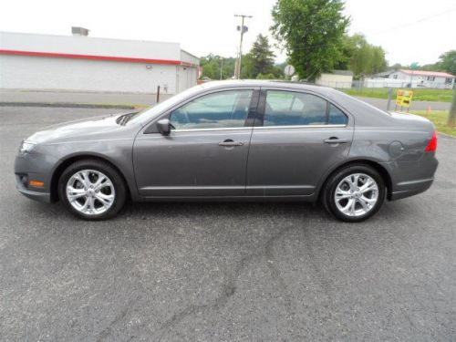 2012 ford fusion se