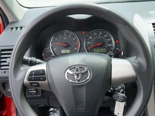 2013 toyota corolla s