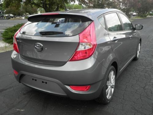 2014 hyundai accent se