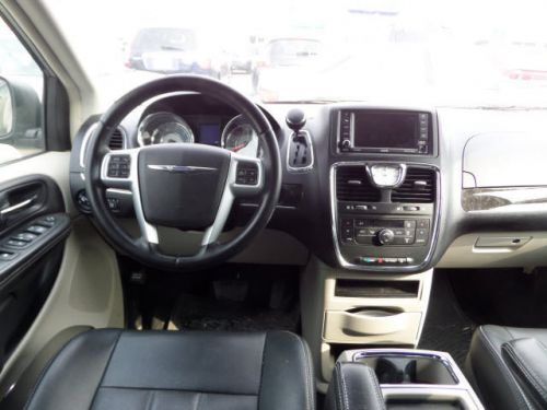 2012 Chrysler Town & Country Touring, US $19,995.00, image 12