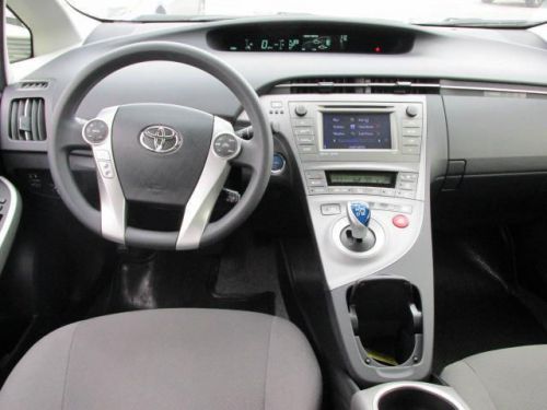 2014 Toyota Prius Three, US $26,800.00, image 7