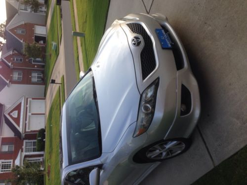 2010 toyota camry se sedan 4-door 3.5l