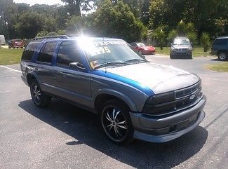 2000 gray chevy blazer ls!