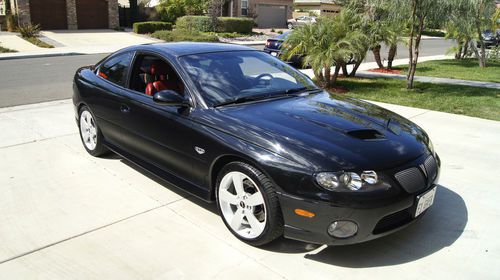 2005 pontiac gto base coupe 2-door 6.0l