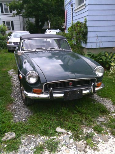 Classic mgb roadster